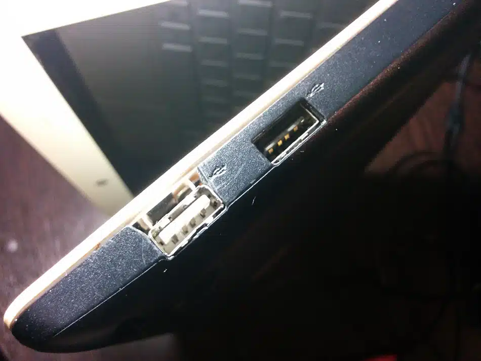 Ремонт и замена usb портов на ноутбуке Ремонт и замена usb портов на ноутбуке
